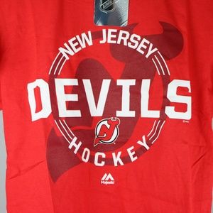 Shirts - New Jersey Devils Majestic "Clearing the Puck" Tee Shirts - New Jersey Devils Majestic "Clearing the Puck" Tee